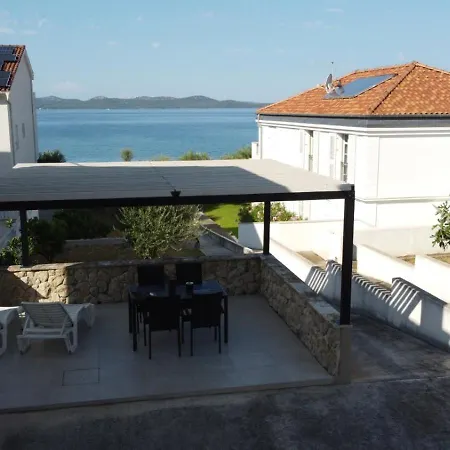 House By The Sea Vigo Zadar